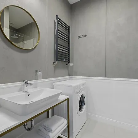 Apartahotel Krzywa Kamienica 4*