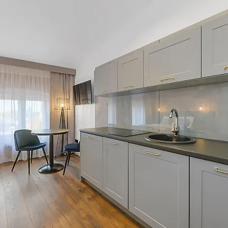 Krzywa Kamienica Apartmanhotel