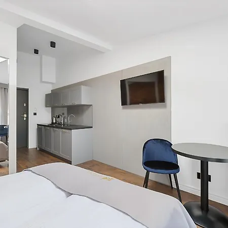 Krzywa Kamienica Aparthotel