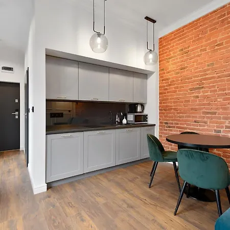 Krzywa Kamienica Hotel apartamentowy Łódź