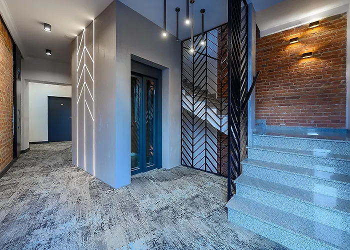 Krzywa Kamienica Lejlighedshotel 4*