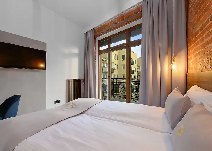 Krzywa Kamienica Apartmanhotel 4*