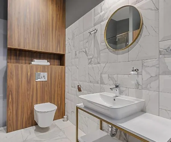 Krzywa Kamienica Lejlighedshotel Łódź