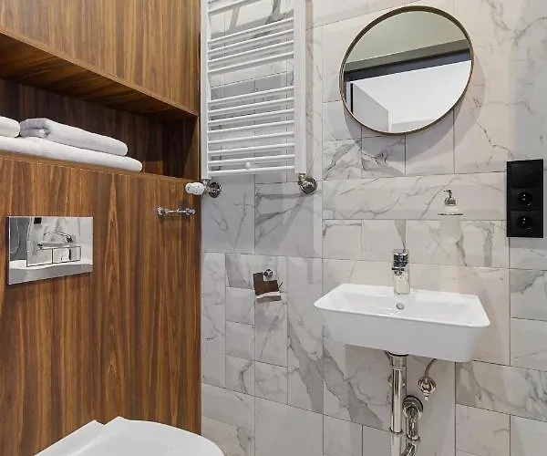 Krzywa Kamienica 罗兹